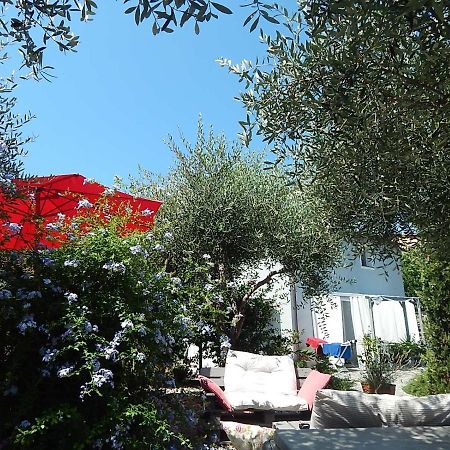 B&B Pie Del Castello Леванто Екстер'єр фото